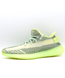 Yeezy: Boost 350 V2