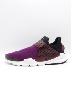 Nike: Sock Dart Tech Fleece