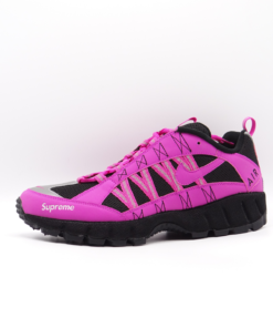 Nike: Air Humara '17/Supreme