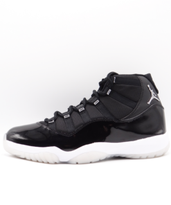 Air Jordan 11: Retro - CT8012-011 - https://sneakerzz.digi-nomads.nl