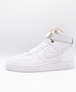 Nike: Air Force 1 High Just Don - AO1074-100 - https://sneakerzz.digi-nomads.nl