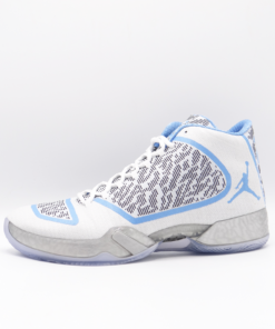 Air Jordan: Ultimate Gift Of Flight - 717602-900 - https://sneakerzz.digi-nomads.nl