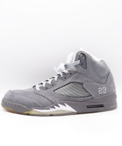 Air Jordan 5: Retro - 136027-005 - https://sneakerzz.digi-nomads.nl