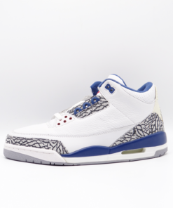 Air Jordan 3: Retro - 136064-141 - https://sneakerzz.digi-nomads.nl