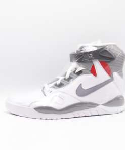 Nike: Air Pressure - 831279-100 - https://sneakerzz.digi-nomads.nl