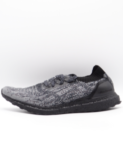 Adidas: Ultraboost Uncaged Ltd - BB4679 - https://sneakerzz.digi-nomads.nl